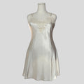Silky sweetheart lace neckline slip