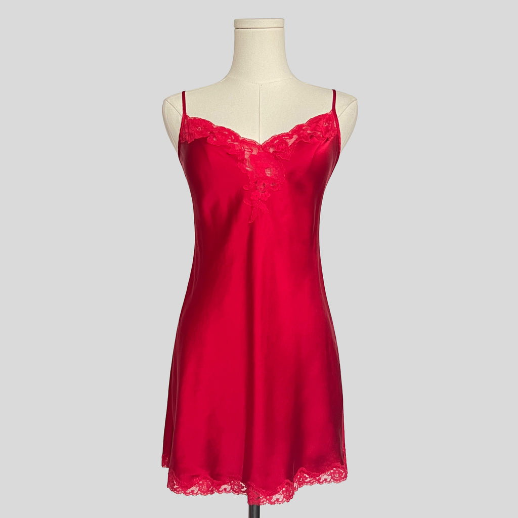 Sweetheart sheer lace back slip dress in red