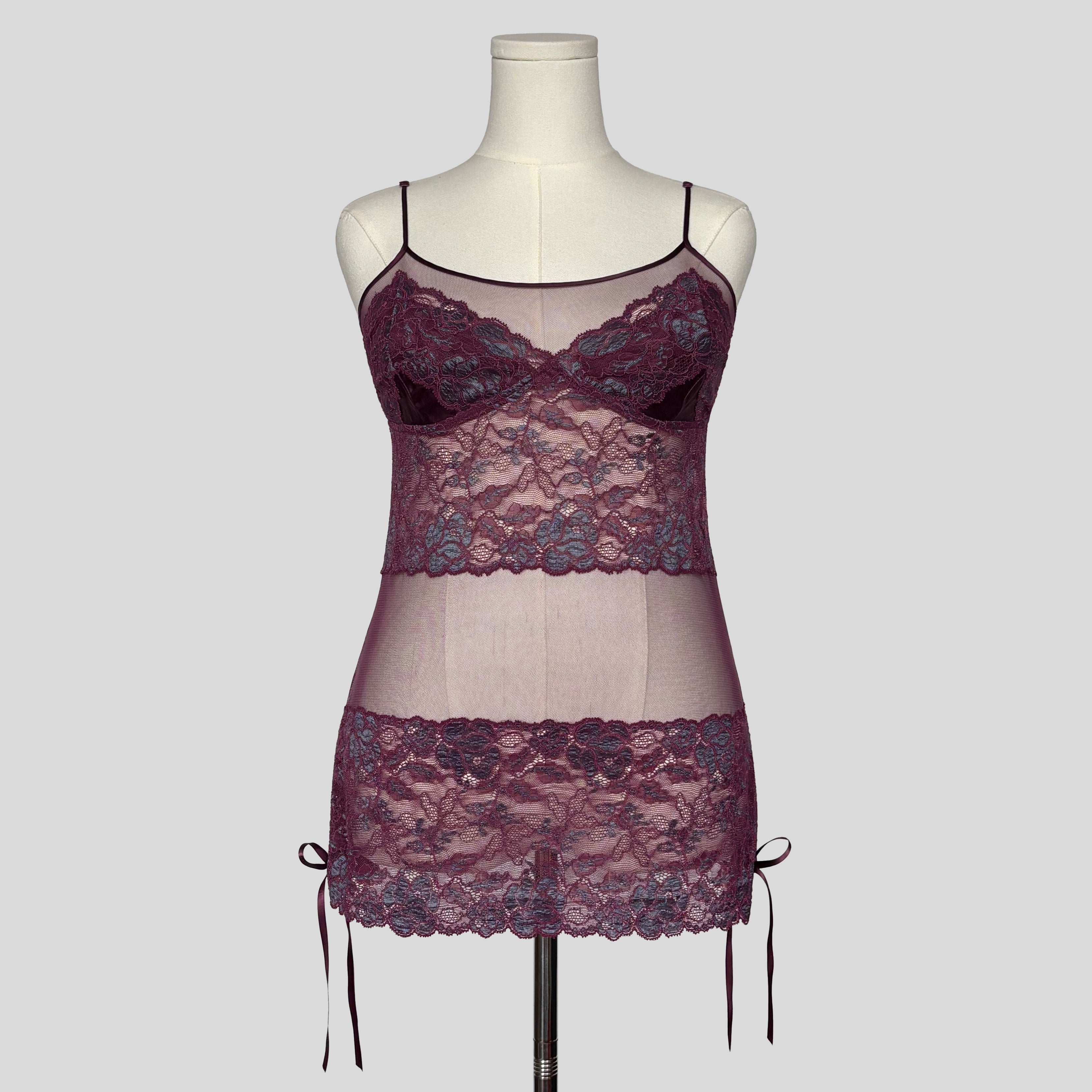 Sheer lace mesh inset slip