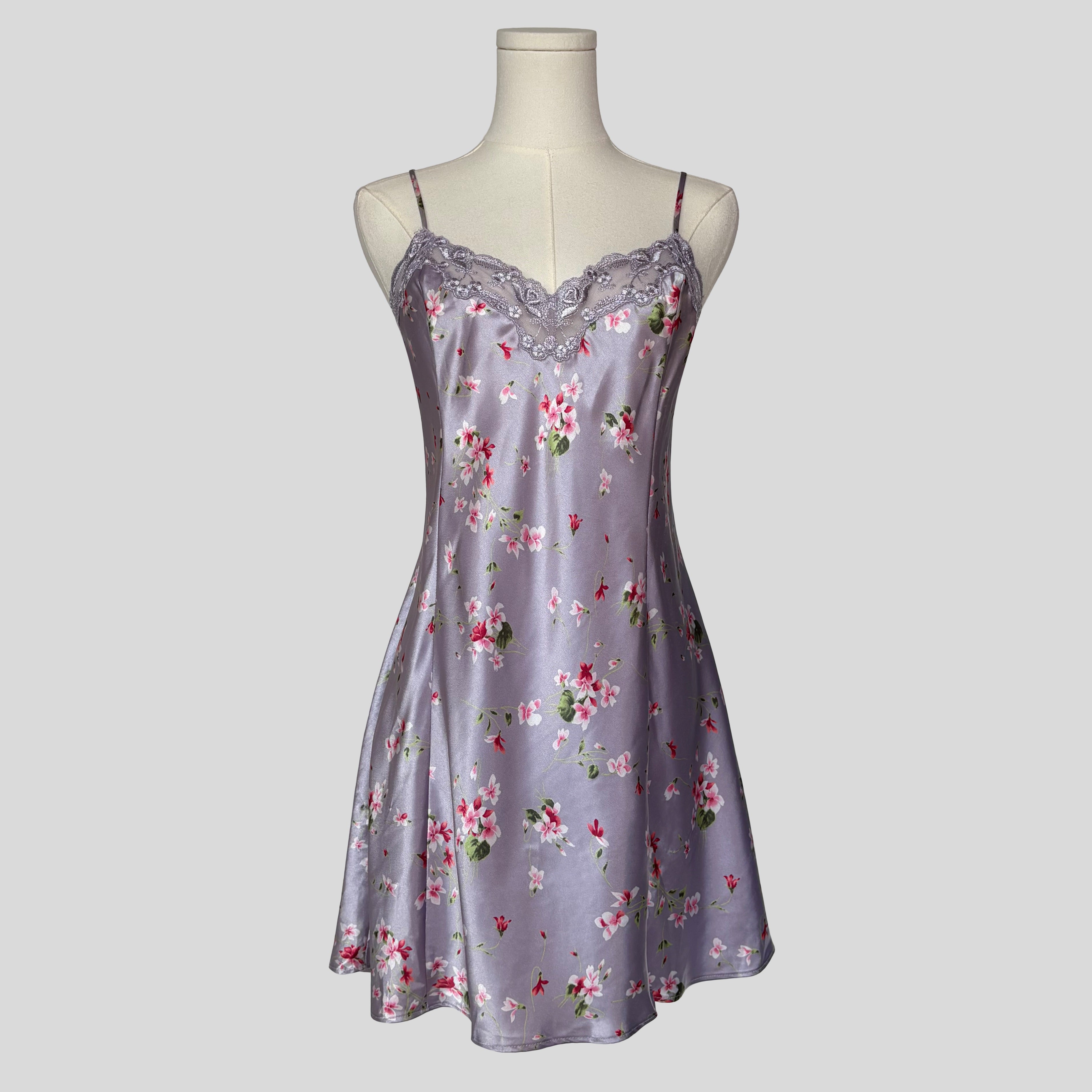 Sweetheart lace neckline slip in lilac cherry blossom
