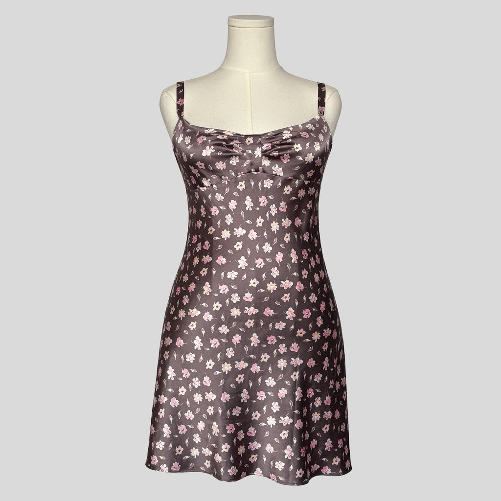 Floral silky slip