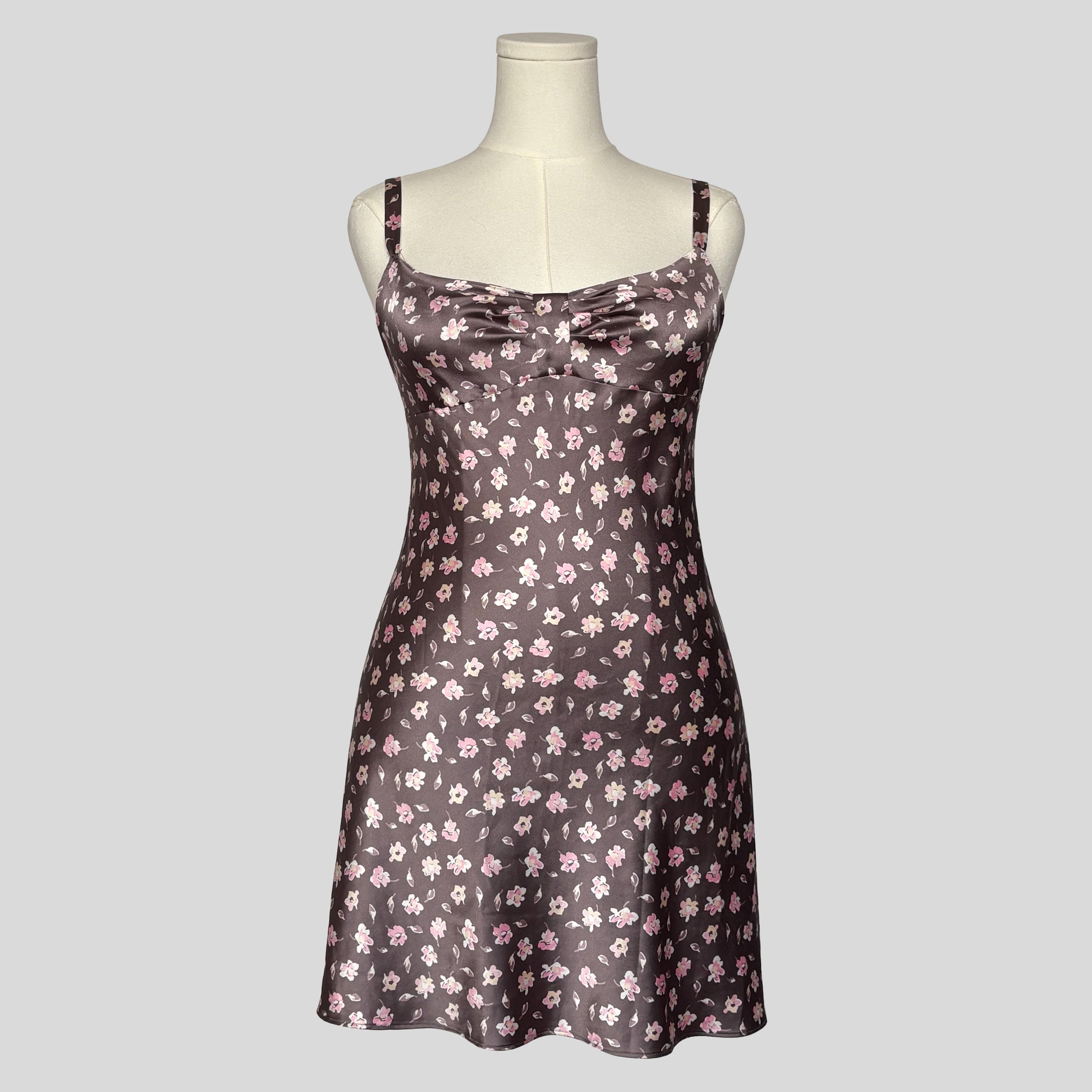 Floral silky slip