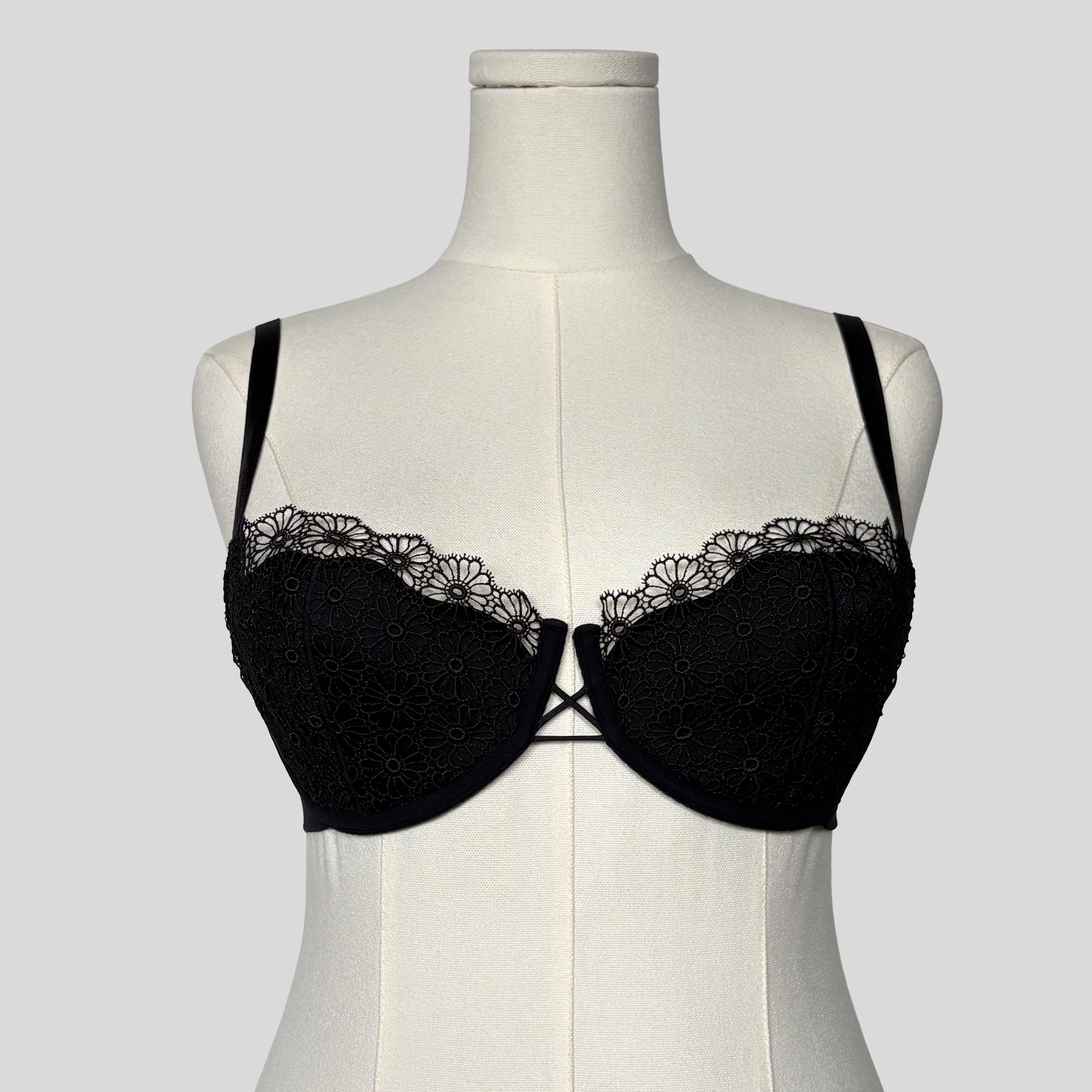 Lace flower bra