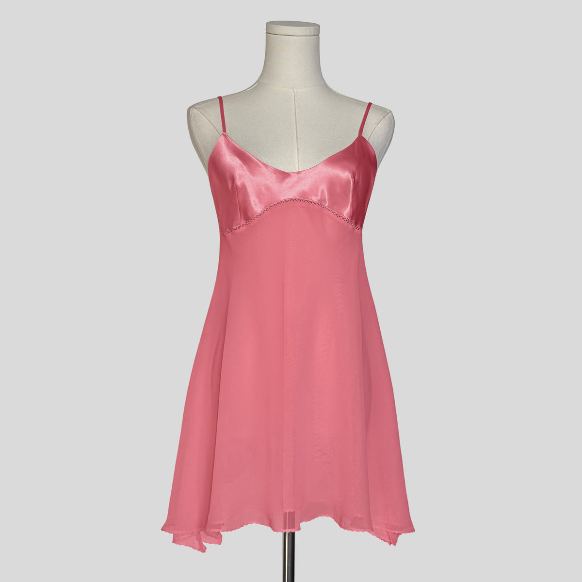 Silky bust babydoll slip in coral