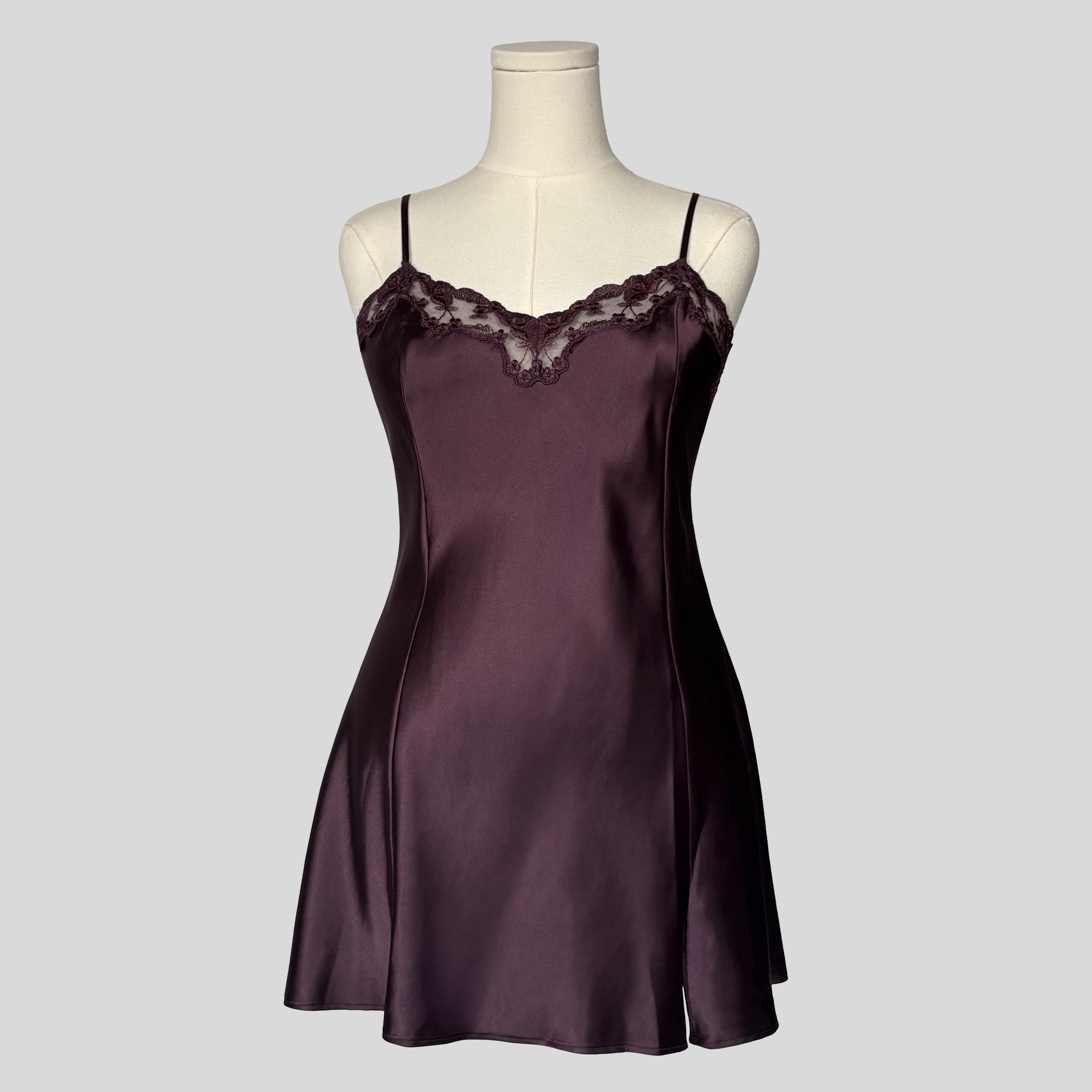 Sweetheart lace neckline slip in purple