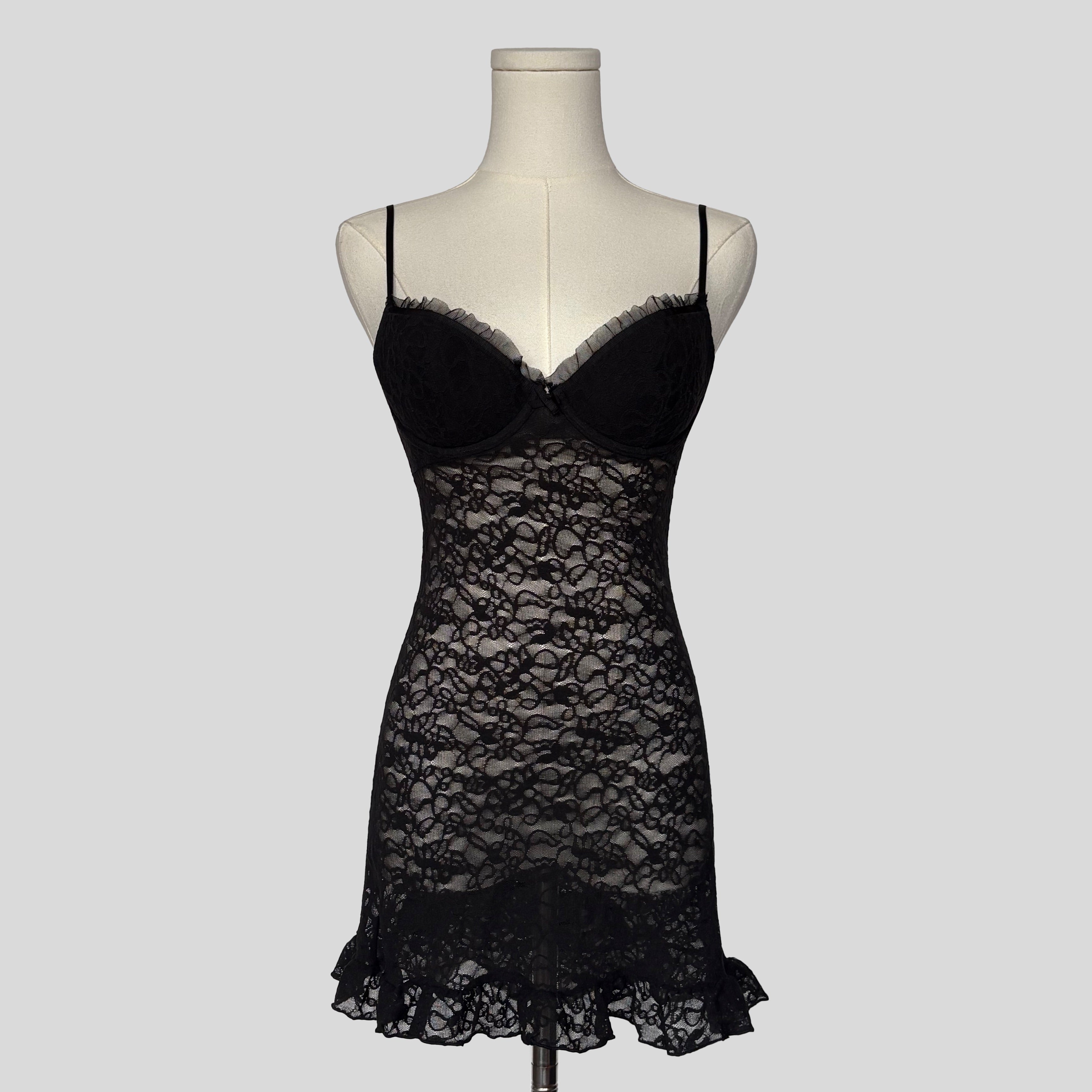 Ruffled lace chemise