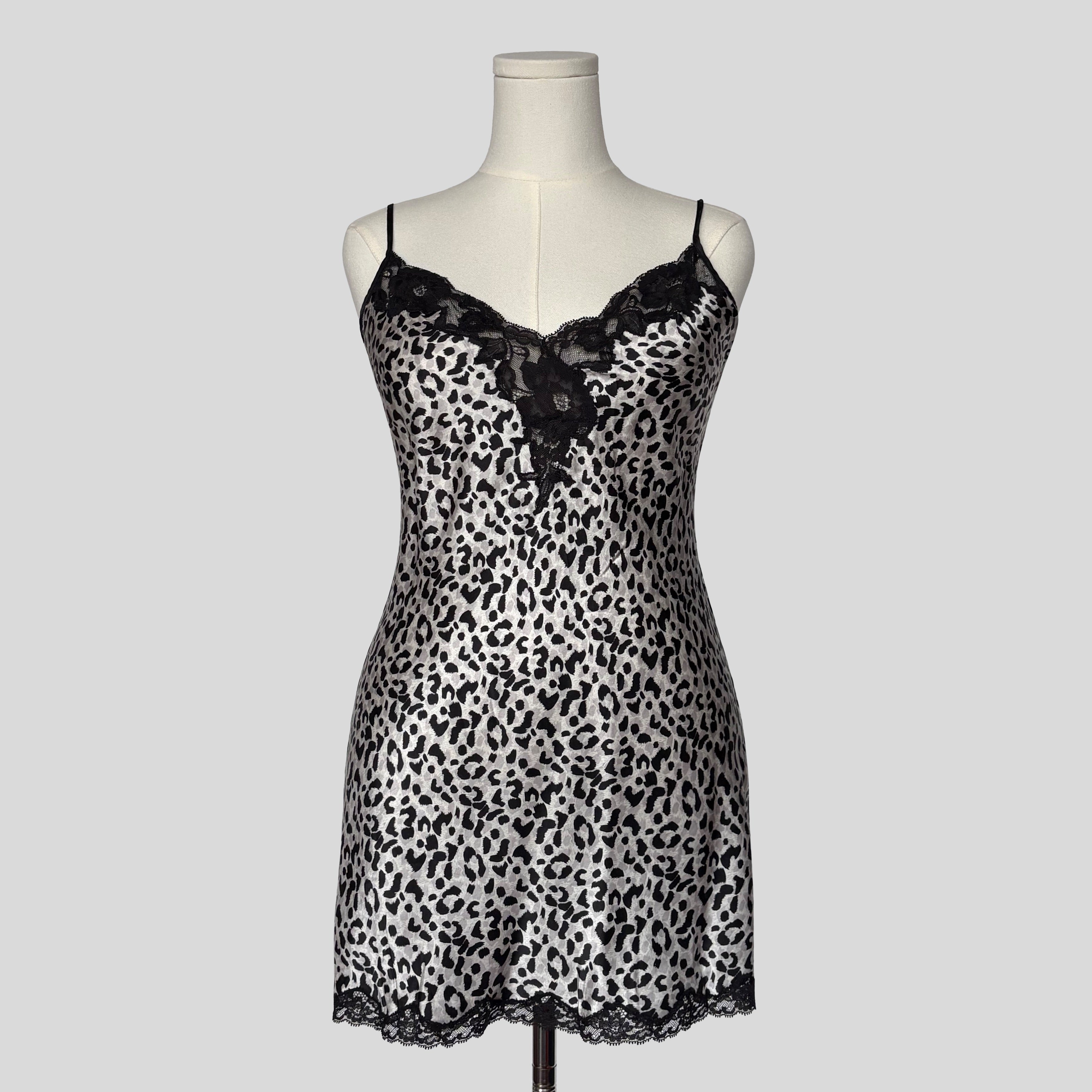 Sweetheart sheer lace back slip dress in leopard print