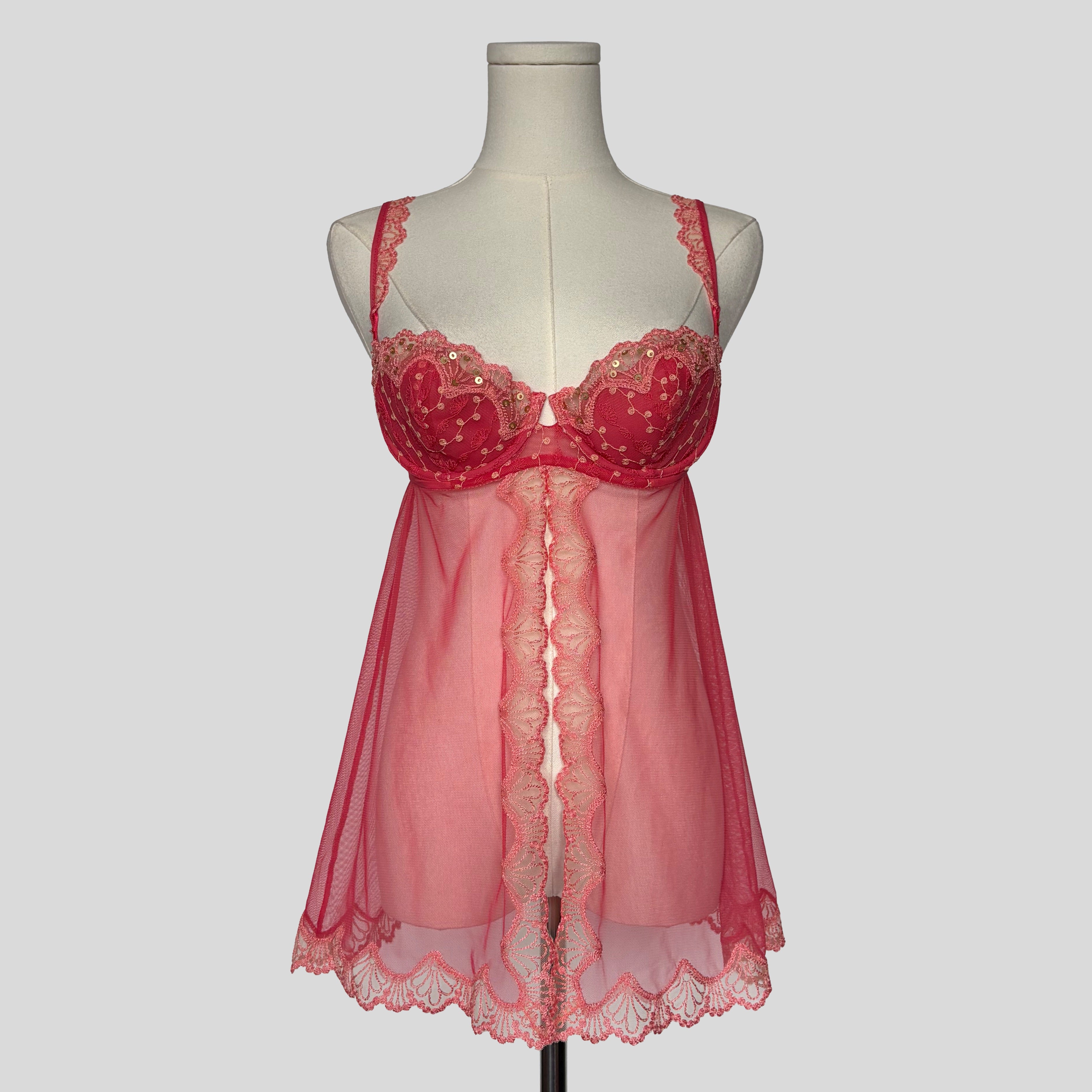 Scalloped lace trim split front babydoll
