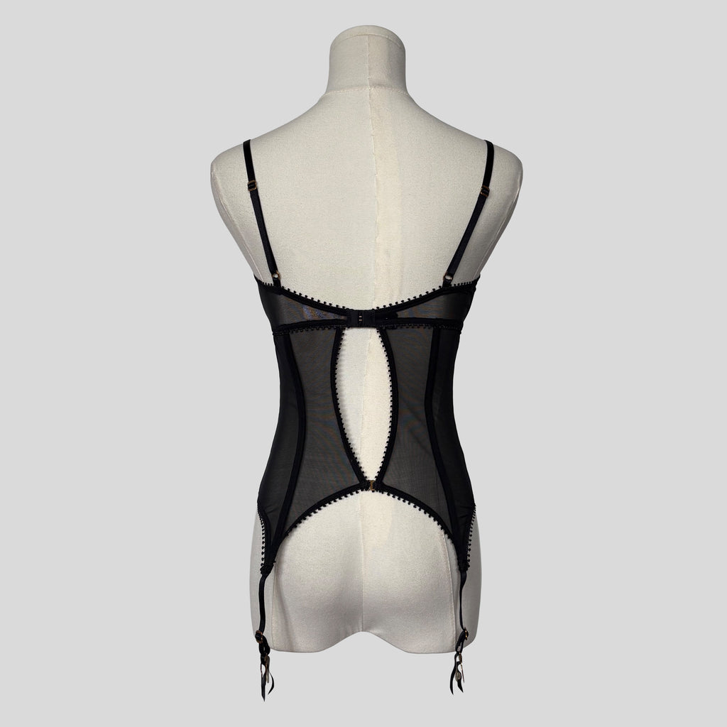 Mesh patterned corset