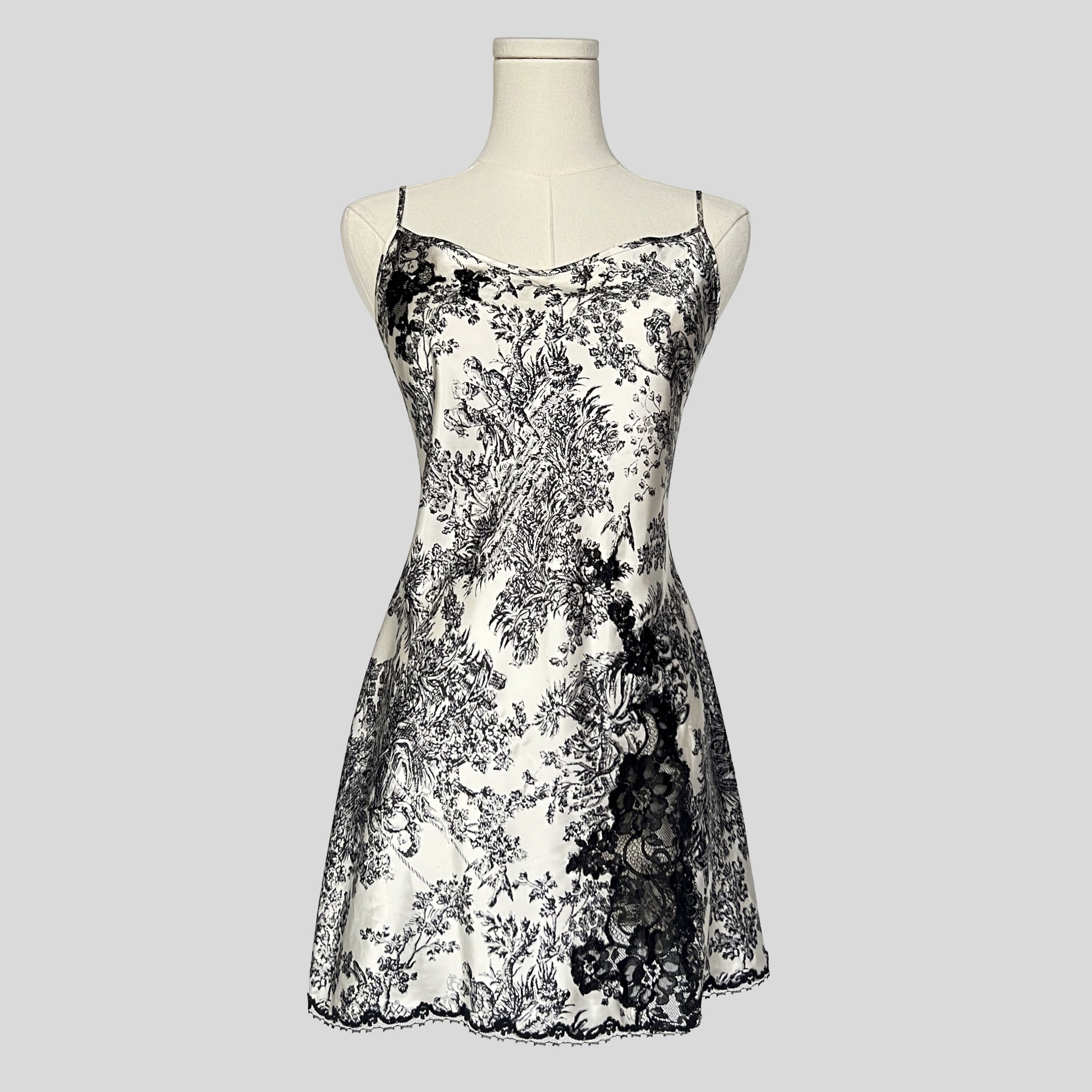 Fairy lace trim slip dress in black and white