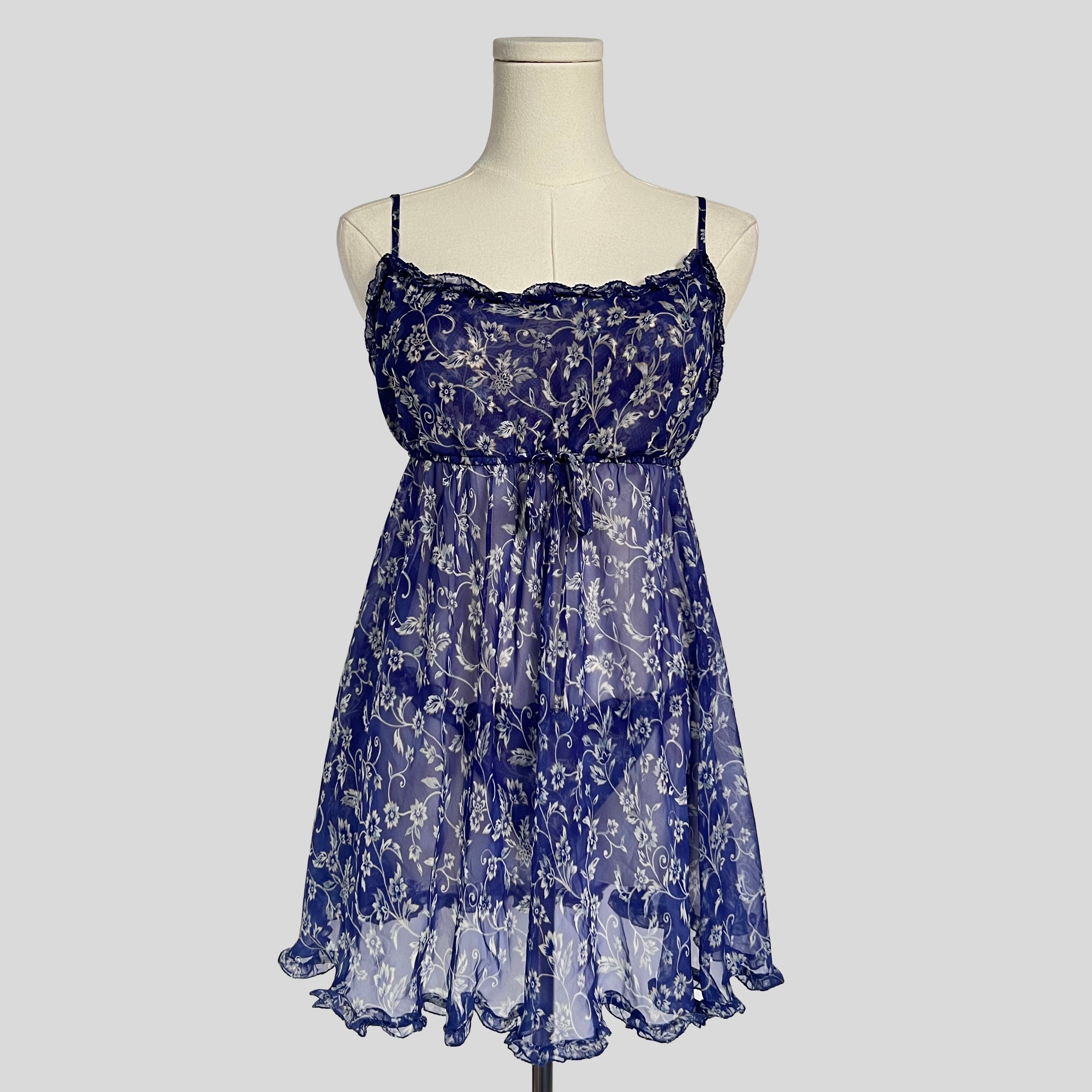 Sheer ruffled babydoll dress with matching panties in navy floral
