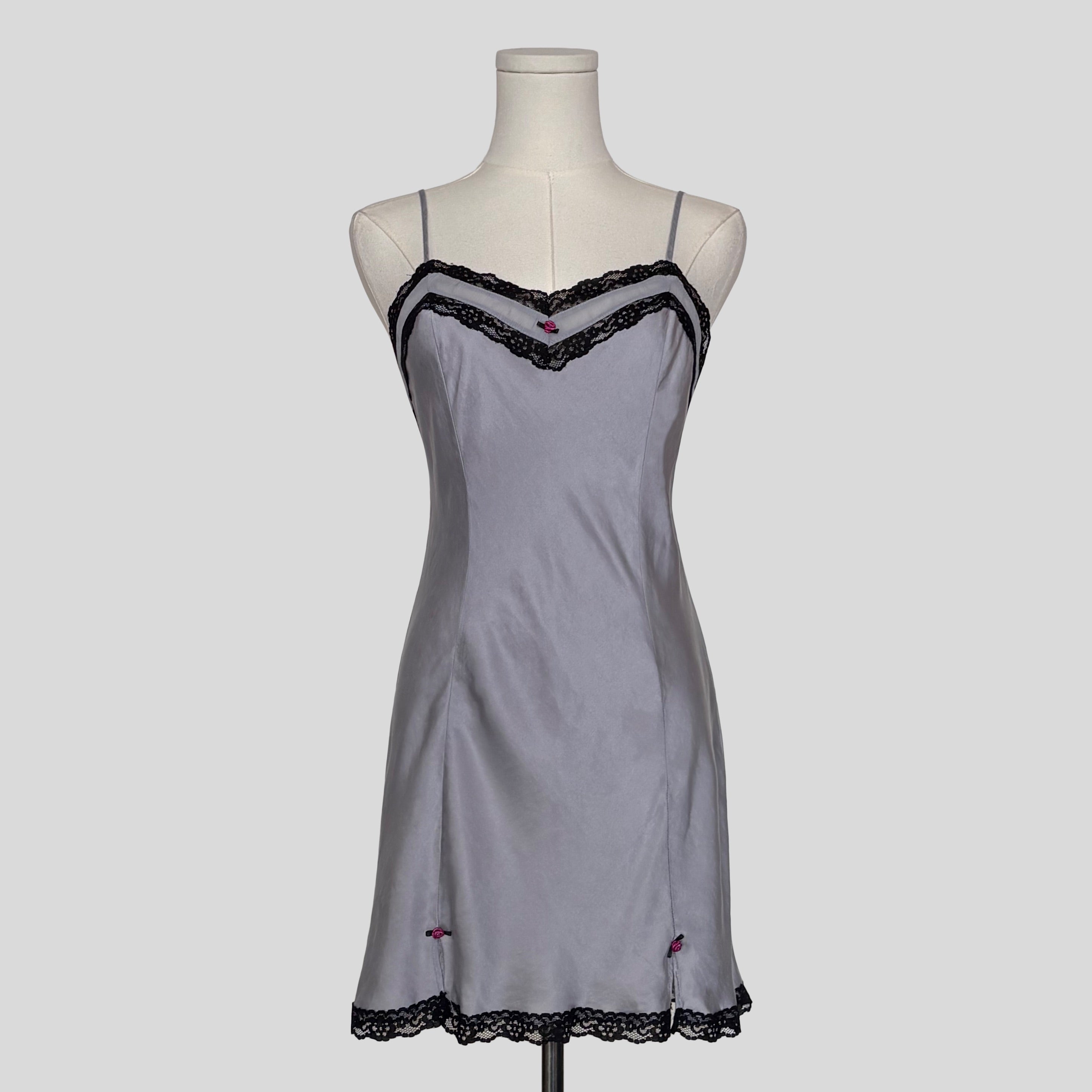 Sweetheart lace trim rosette slip dress