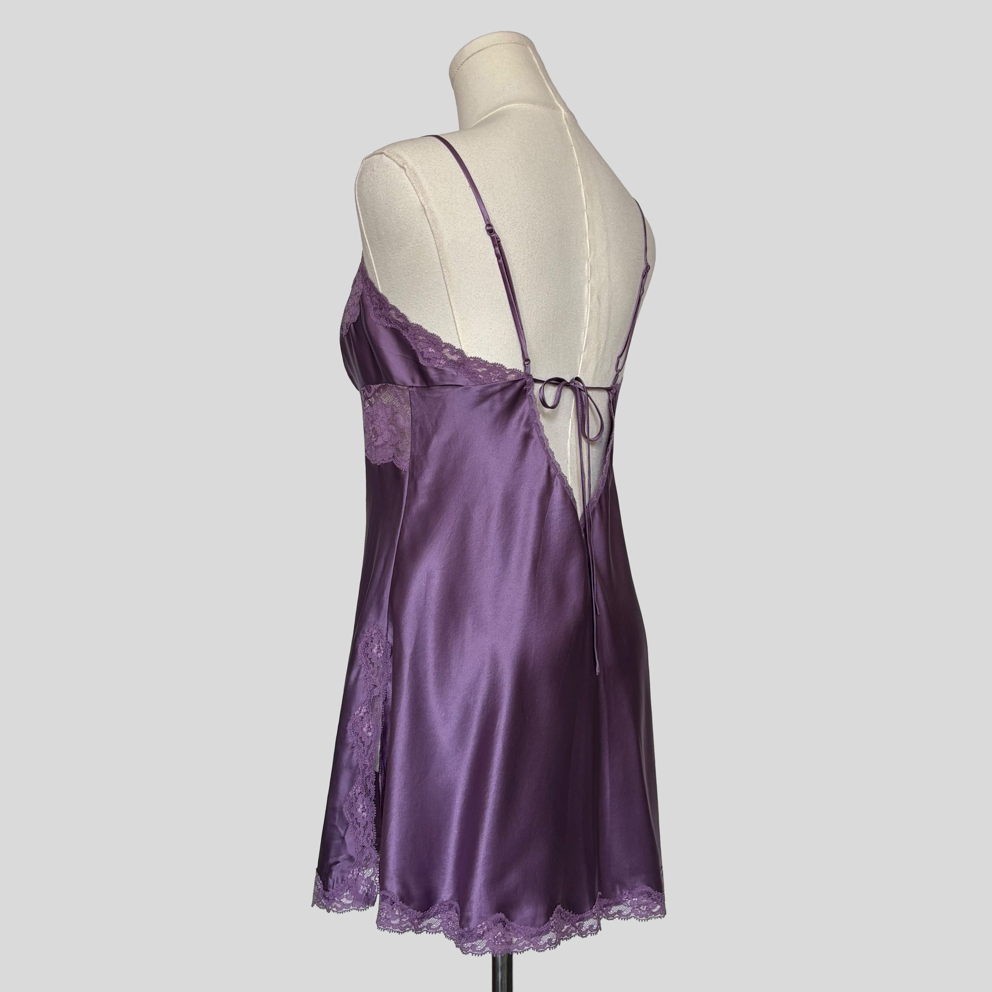 Sweetheart silk lace trim slip