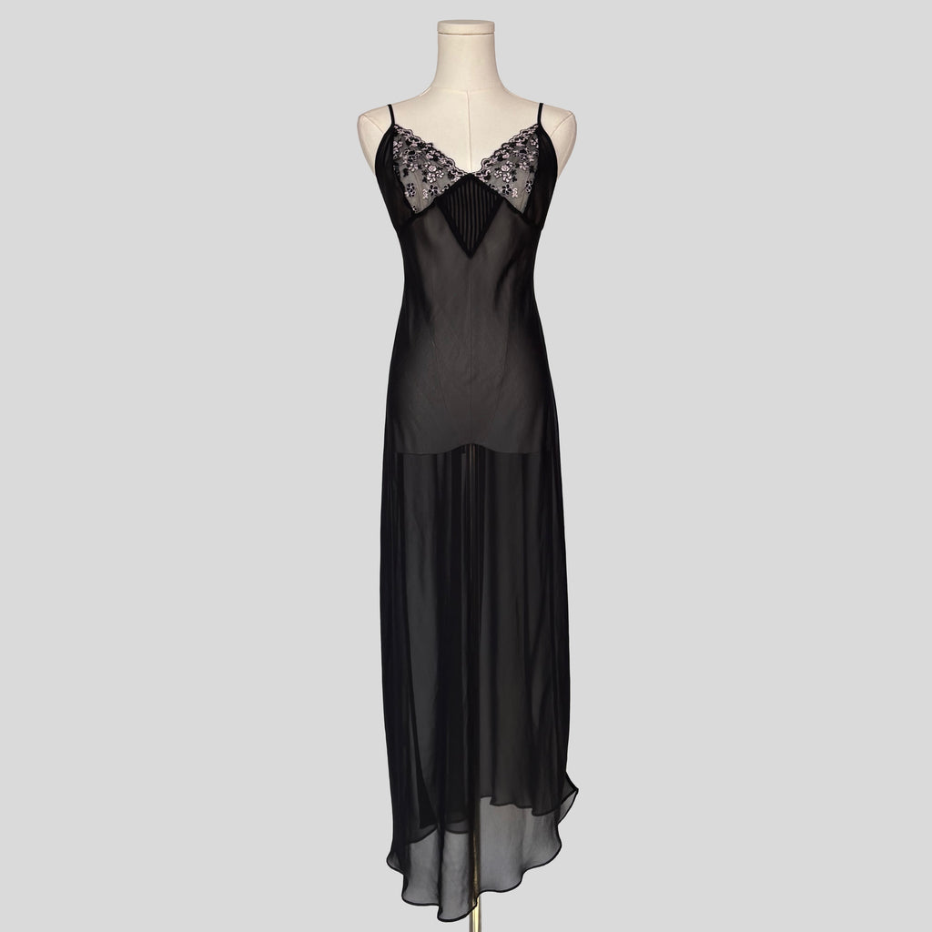Sheer flower embroidery gown