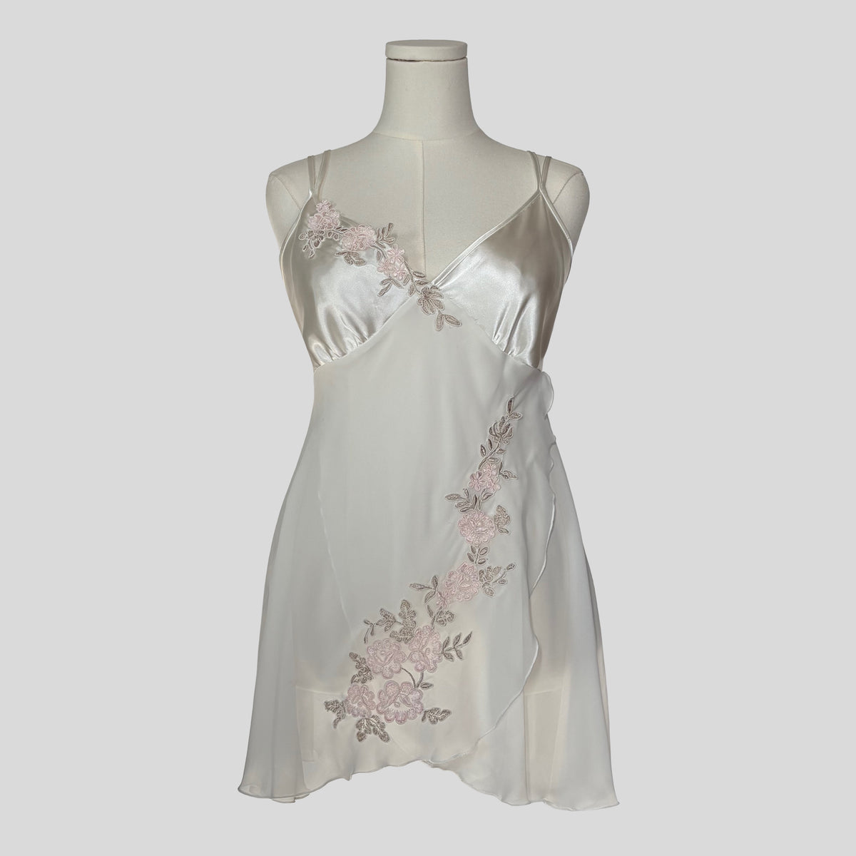 Flower appliqué babydoll slip