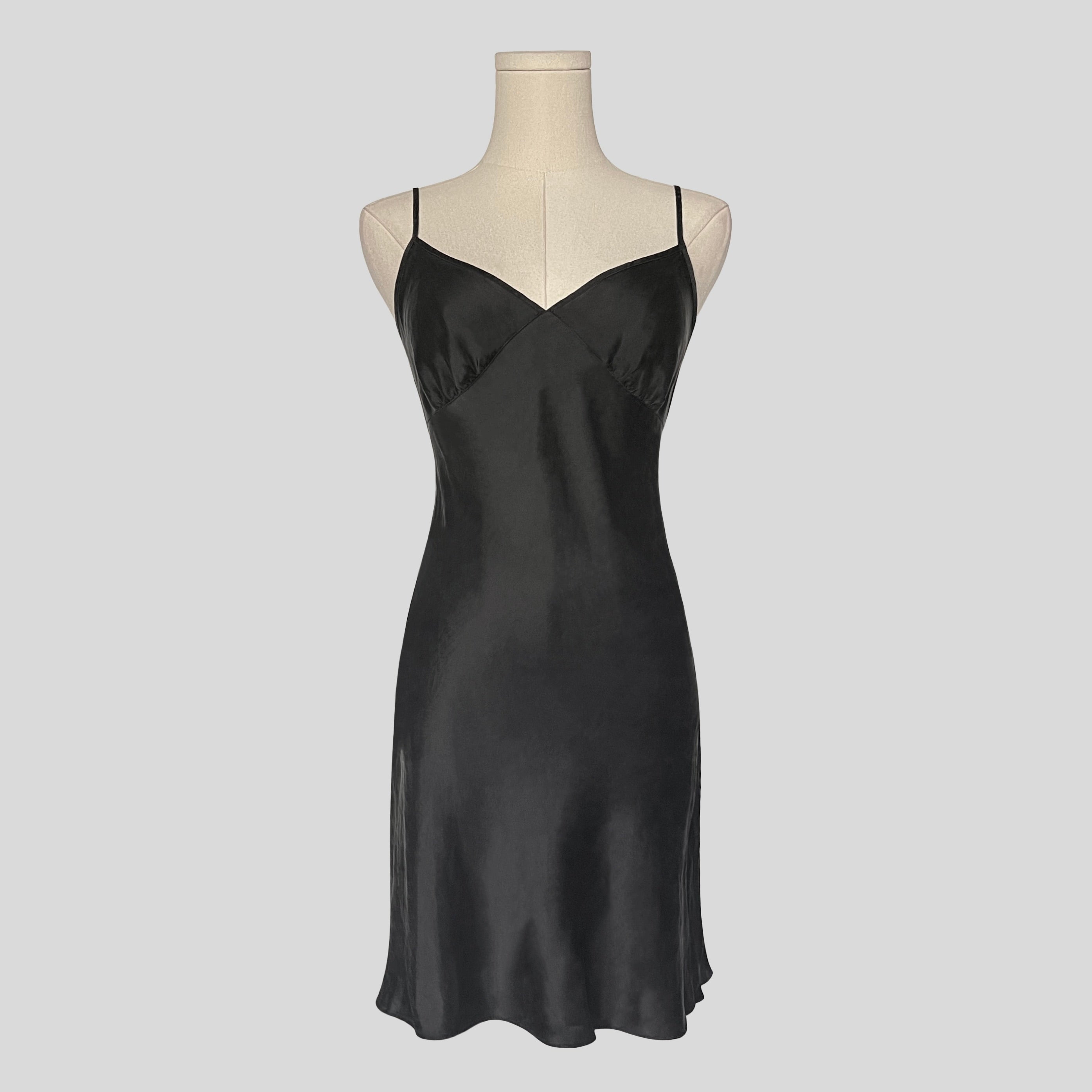 Backless silk slip in black