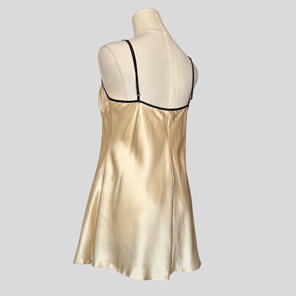Flower trim split front babydoll dress