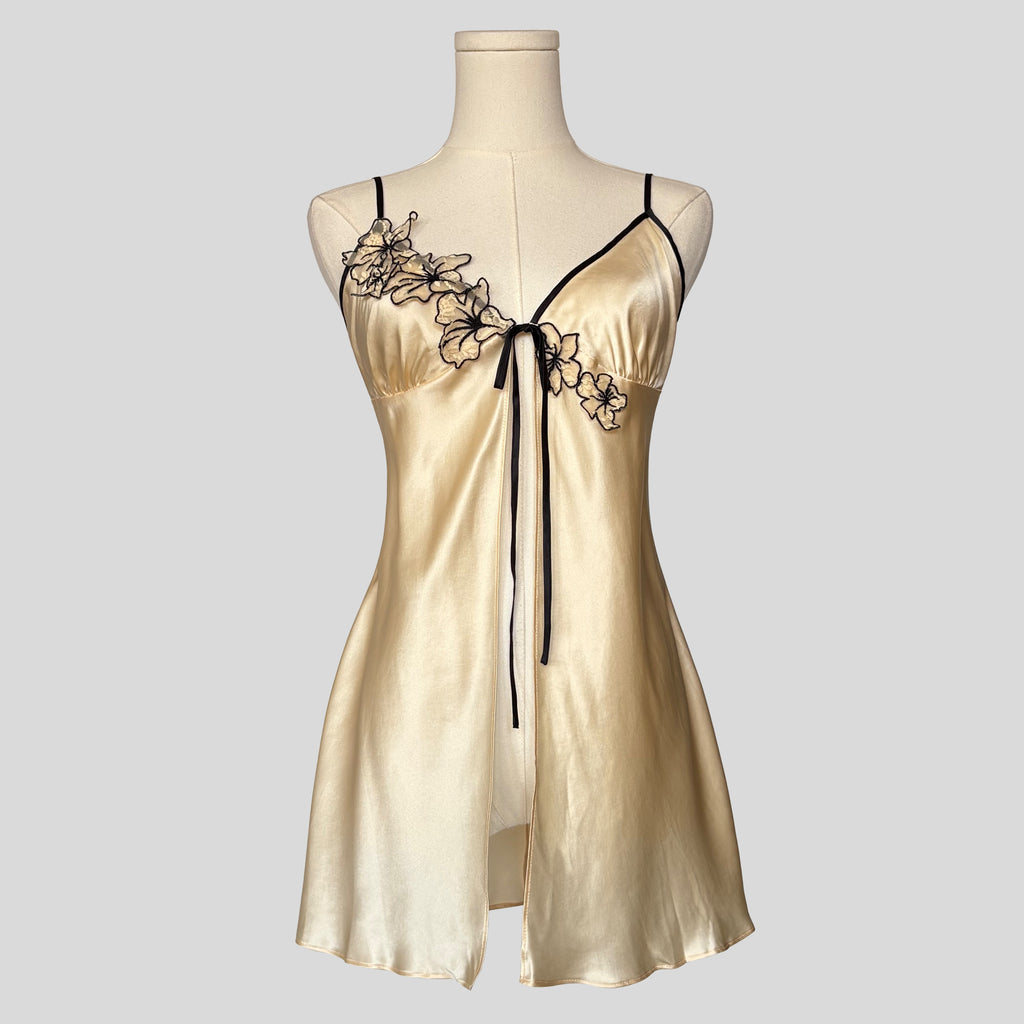 Flower trim split front babydoll dress