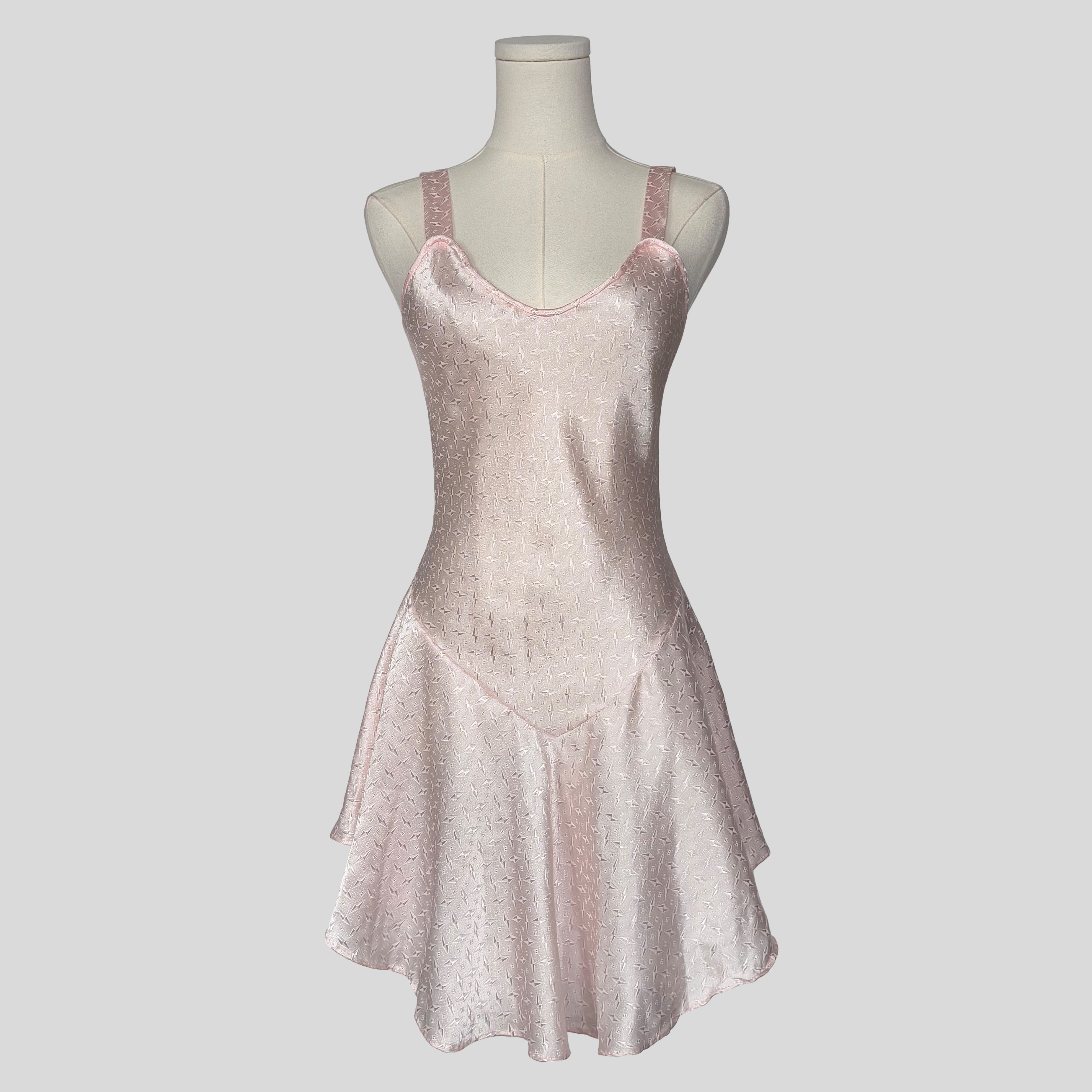 Silky diamond patterned slip